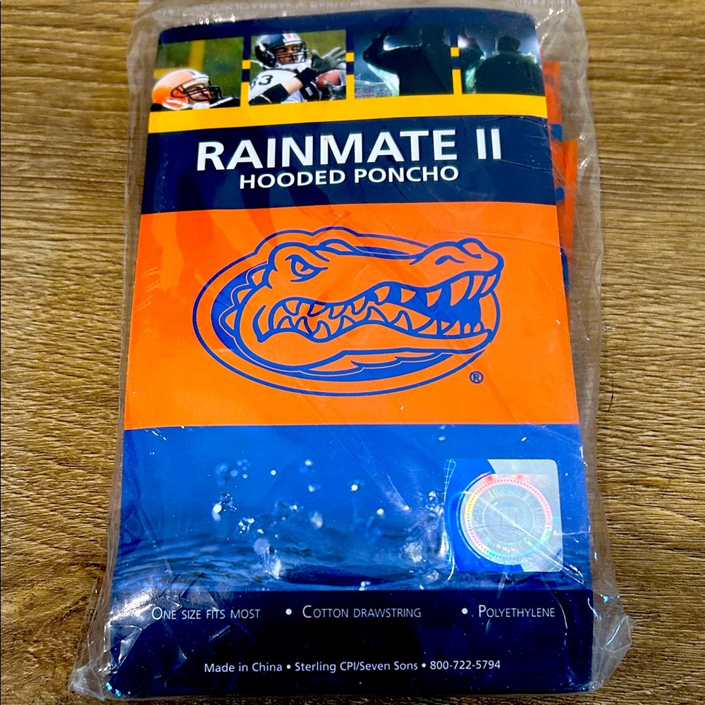 NWT 2012 University of Florida Gators Rainmate II Hooded Poncho